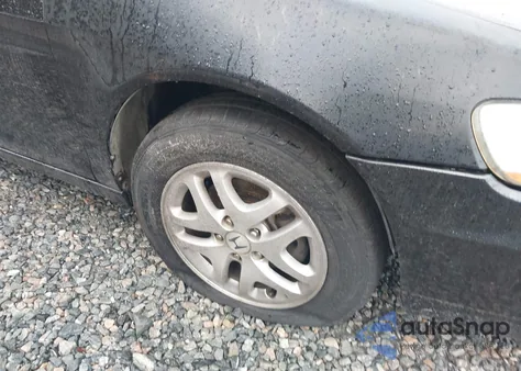 2001 Honda Accord 3.0 Ex from USA, damaged, VIN 1HGCG22511A005492